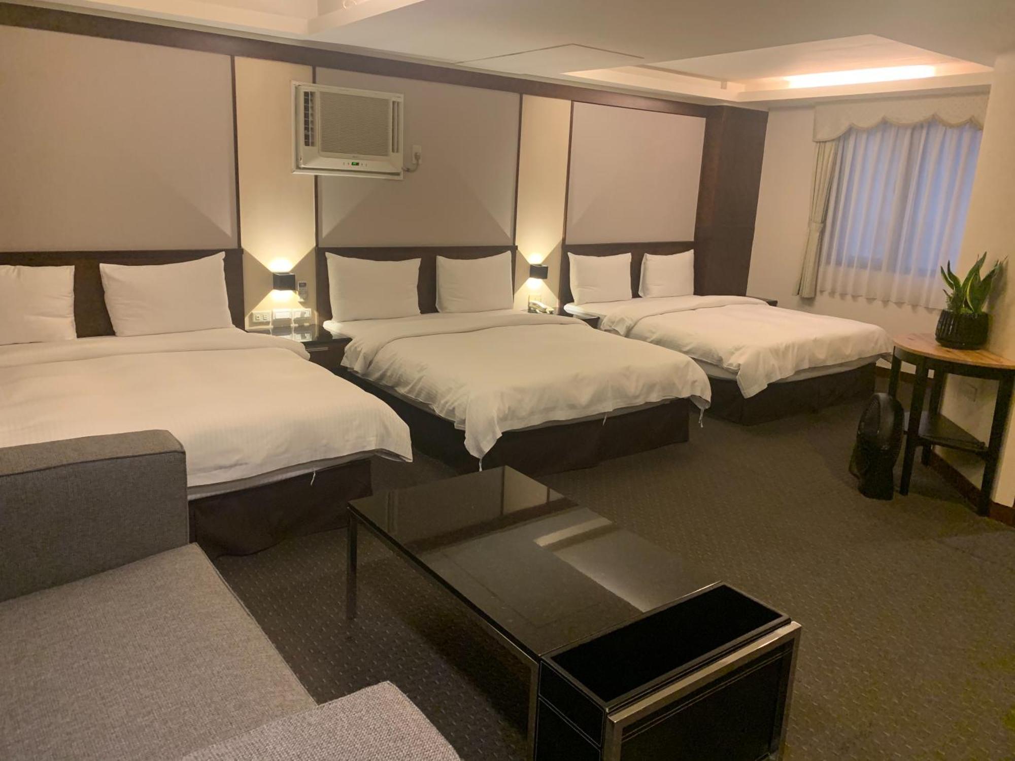 Sun Sweet Hotel Luodong Quarto foto