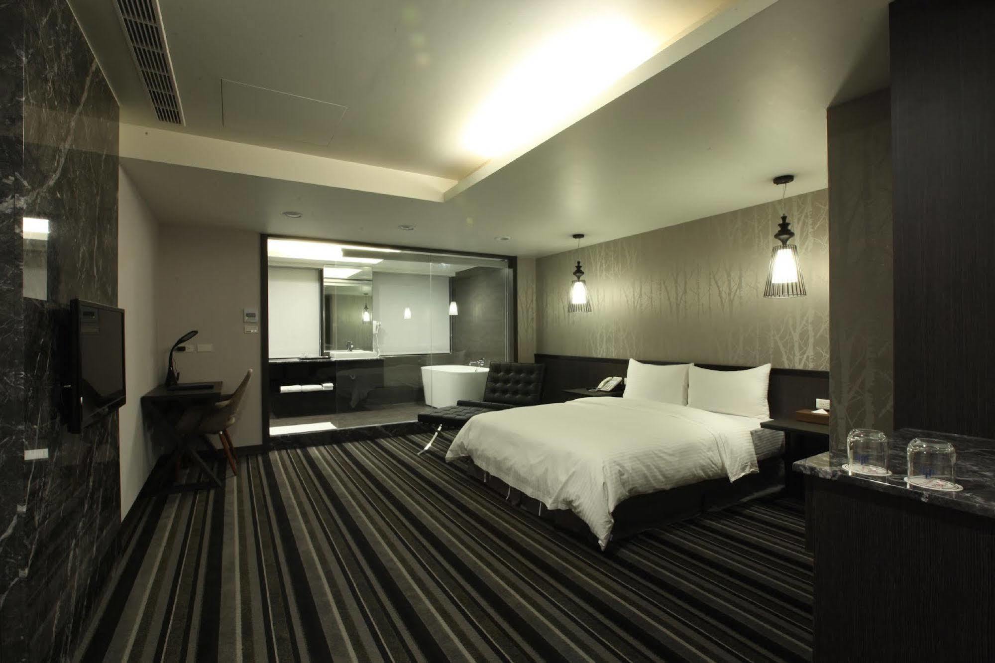Sun Sweet Hotel Luodong Exterior foto
